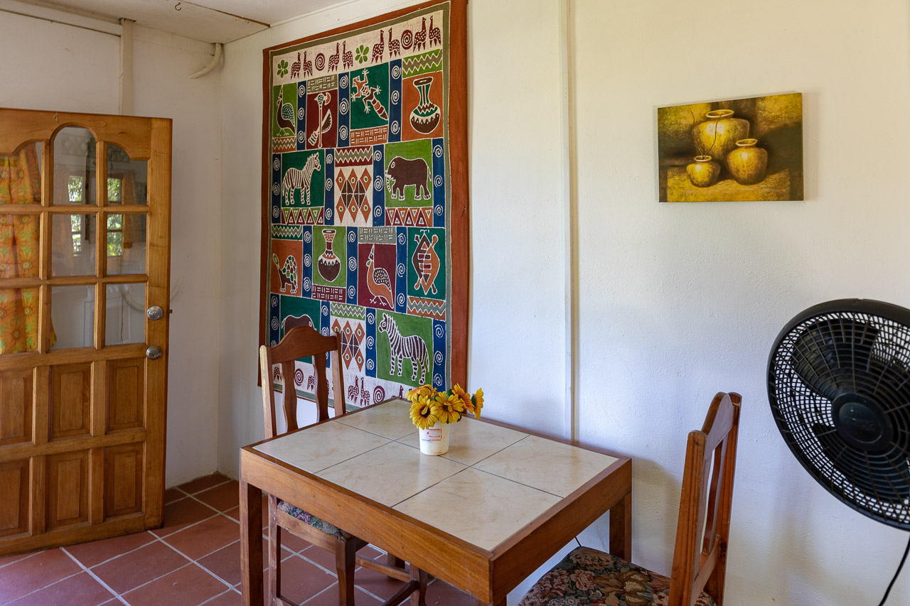 Leapfrog at Castara Villas: the dining table