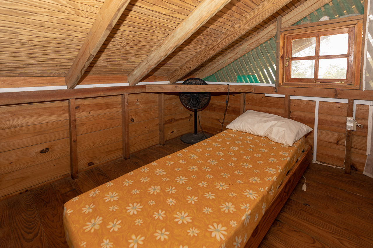 Toad Heights at Castara Villas: loft bedroom